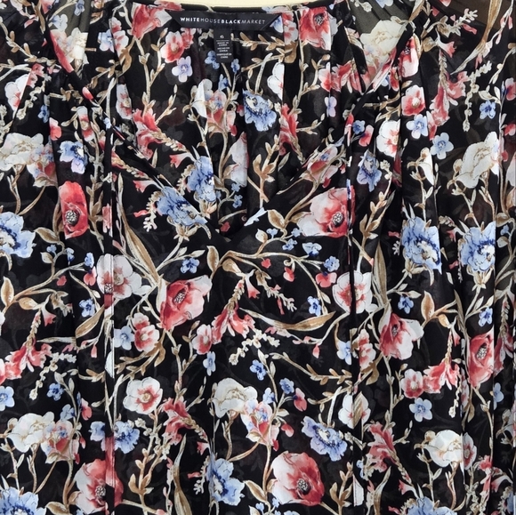 WHBM | Floral Long Sleeve Popover Blouse with Crochet Ladder Detail Size 6 - Picture 2 of 8